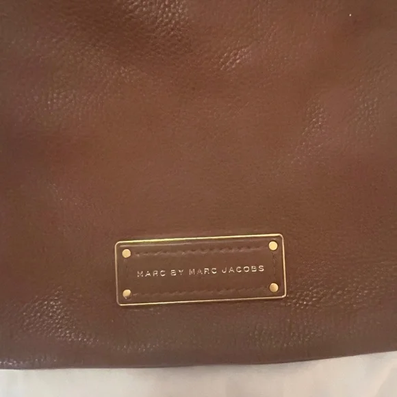 marc Jacobs leather crossbody - Picture 2 of 3